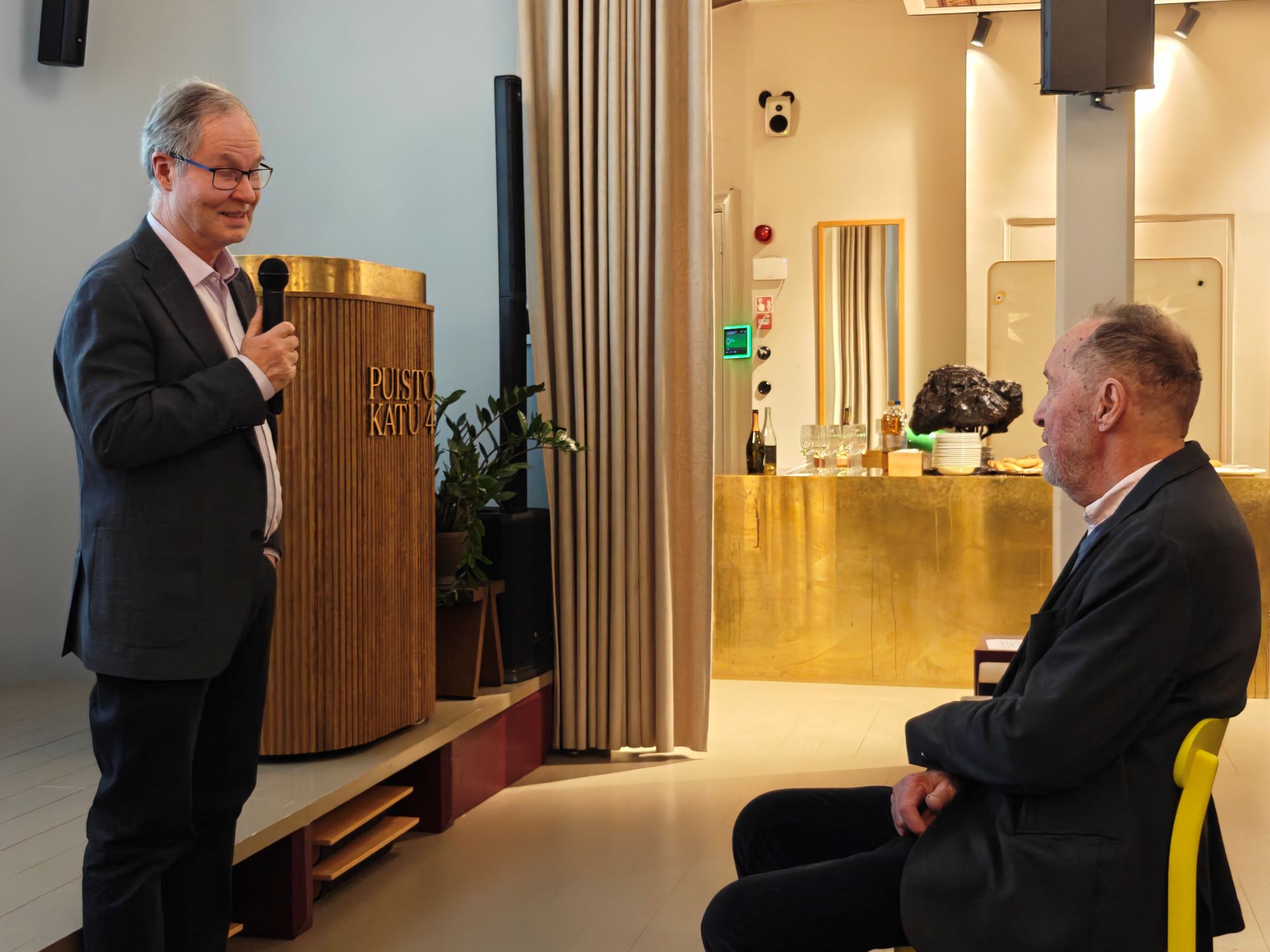 Kestävyyskilta 21.1.2026: Eksistentiaaliset riskit ja miehen tehtävä